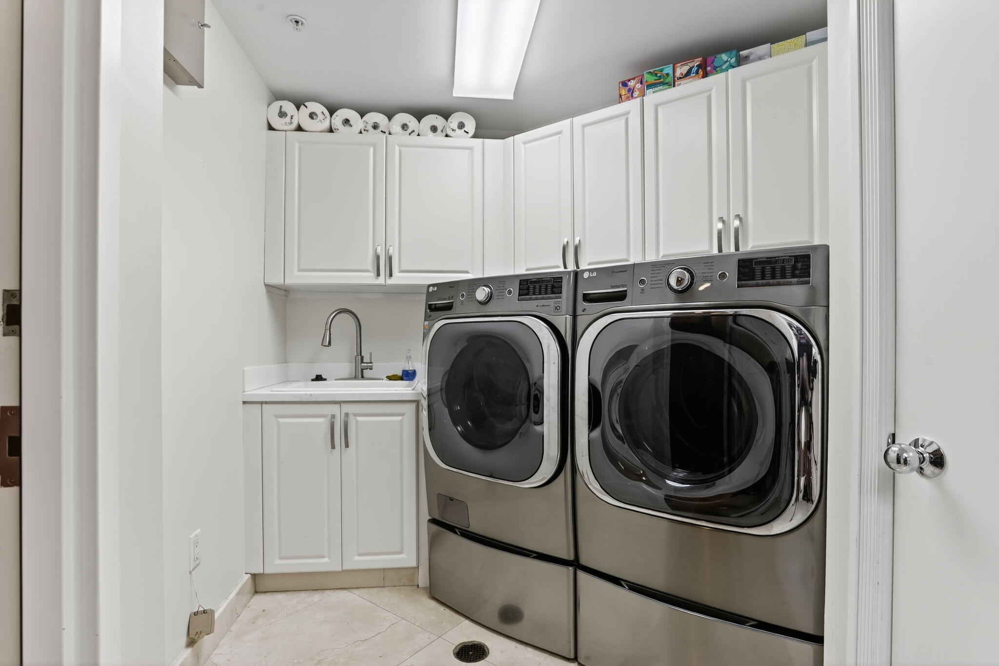 CRISTELLE CAY - Residential