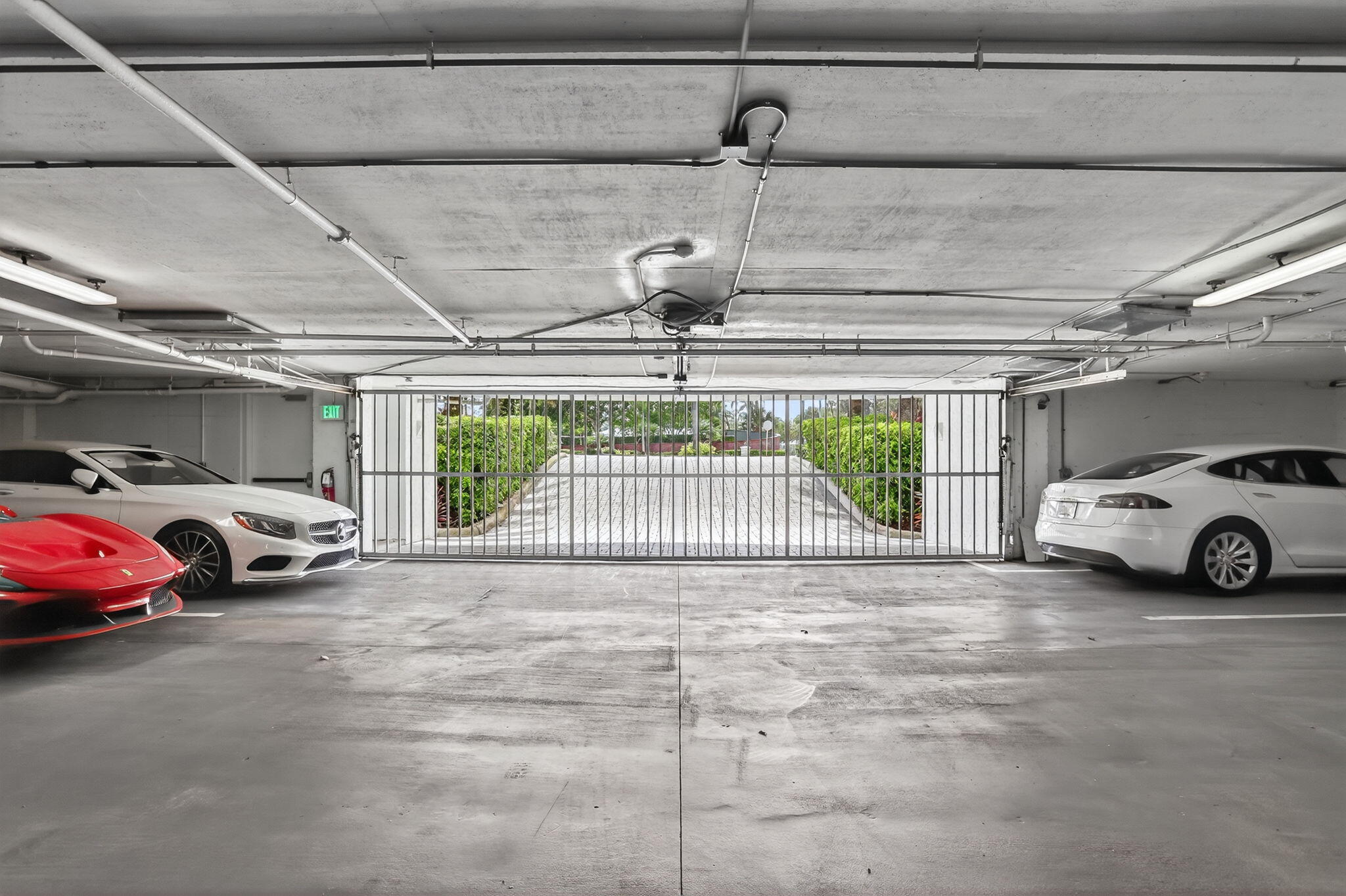 CRISTELLE CAY - Residential