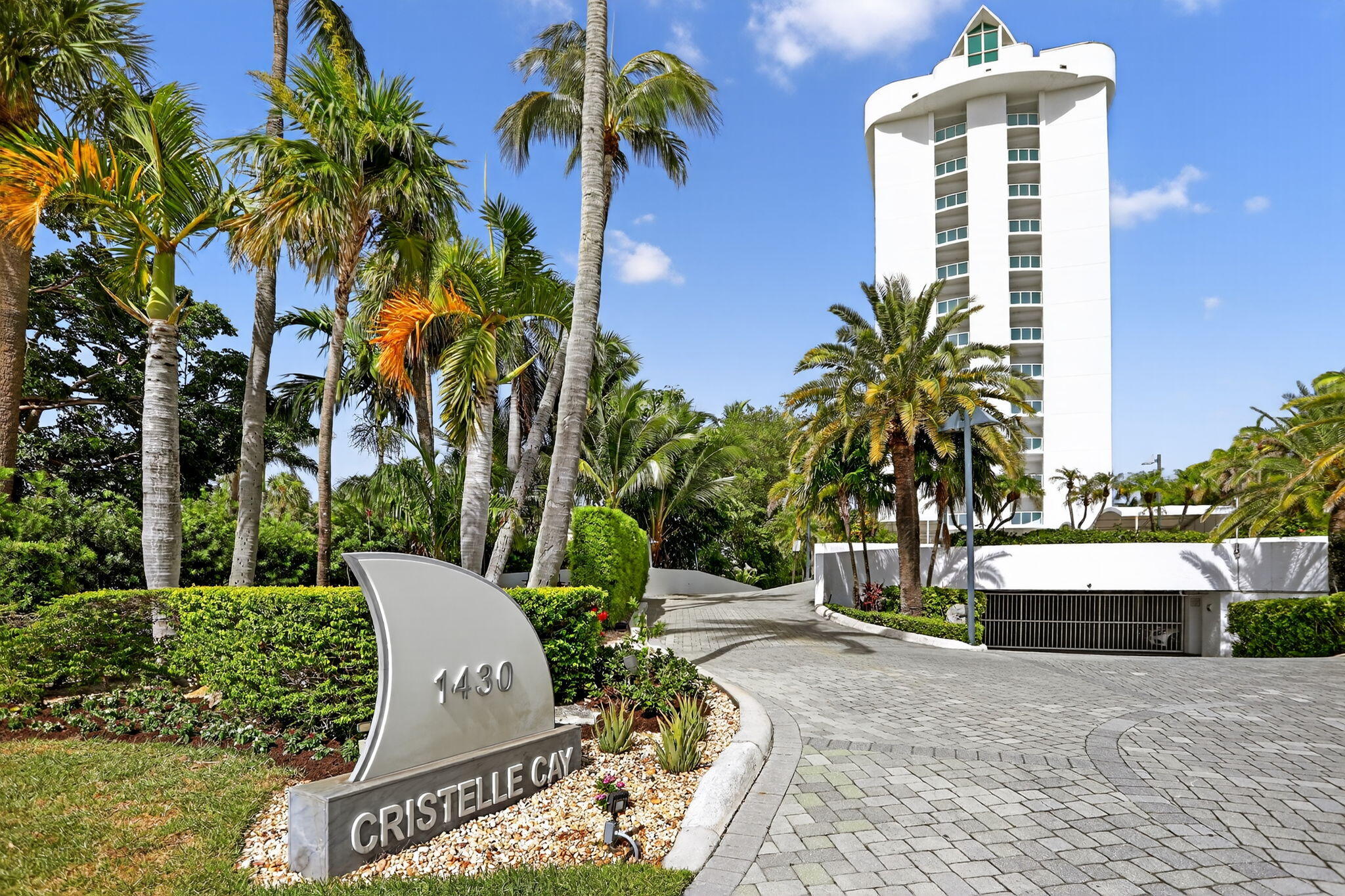 CRISTELLE CAY - Residential