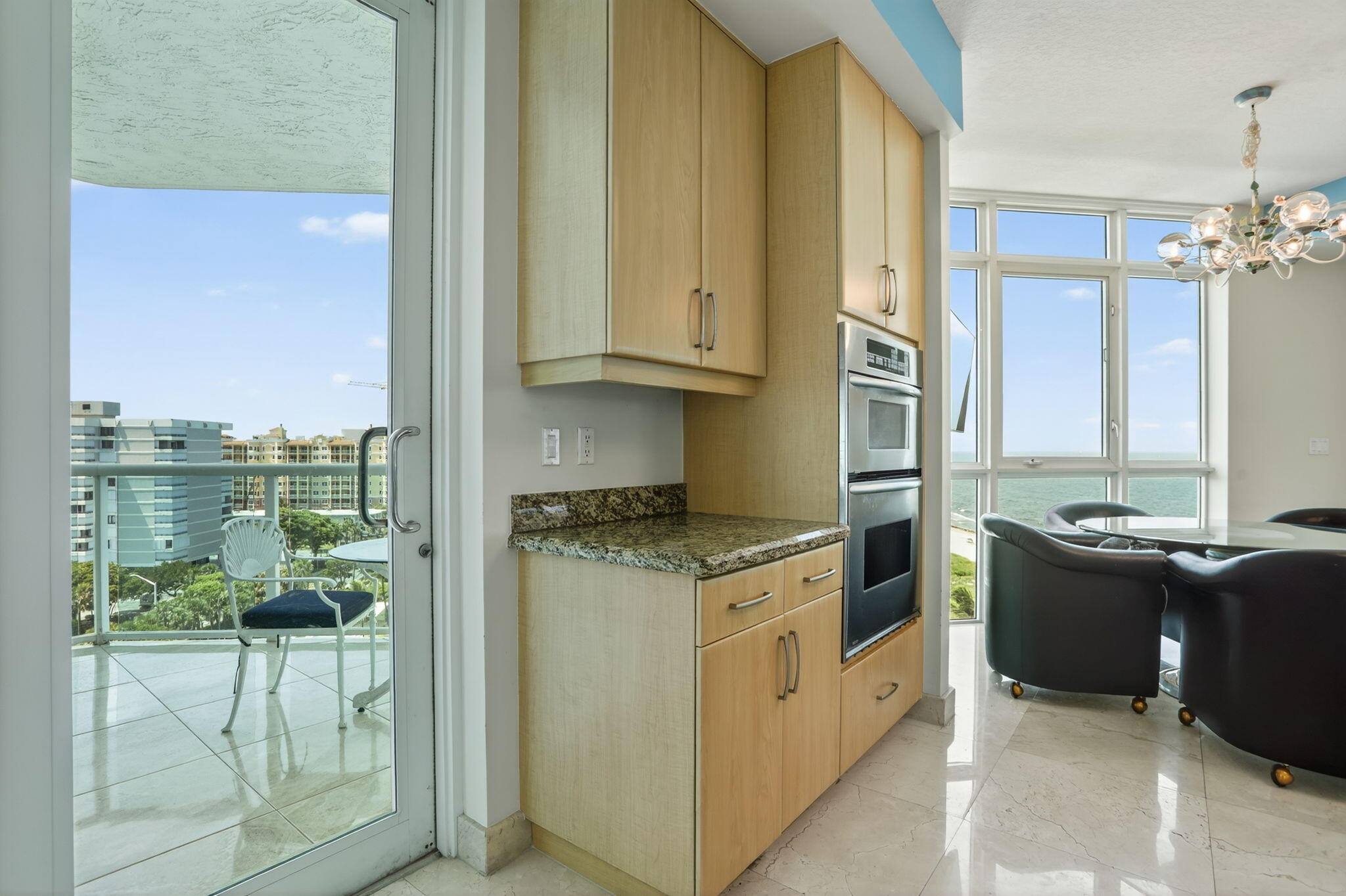 CRISTELLE CAY - Residential