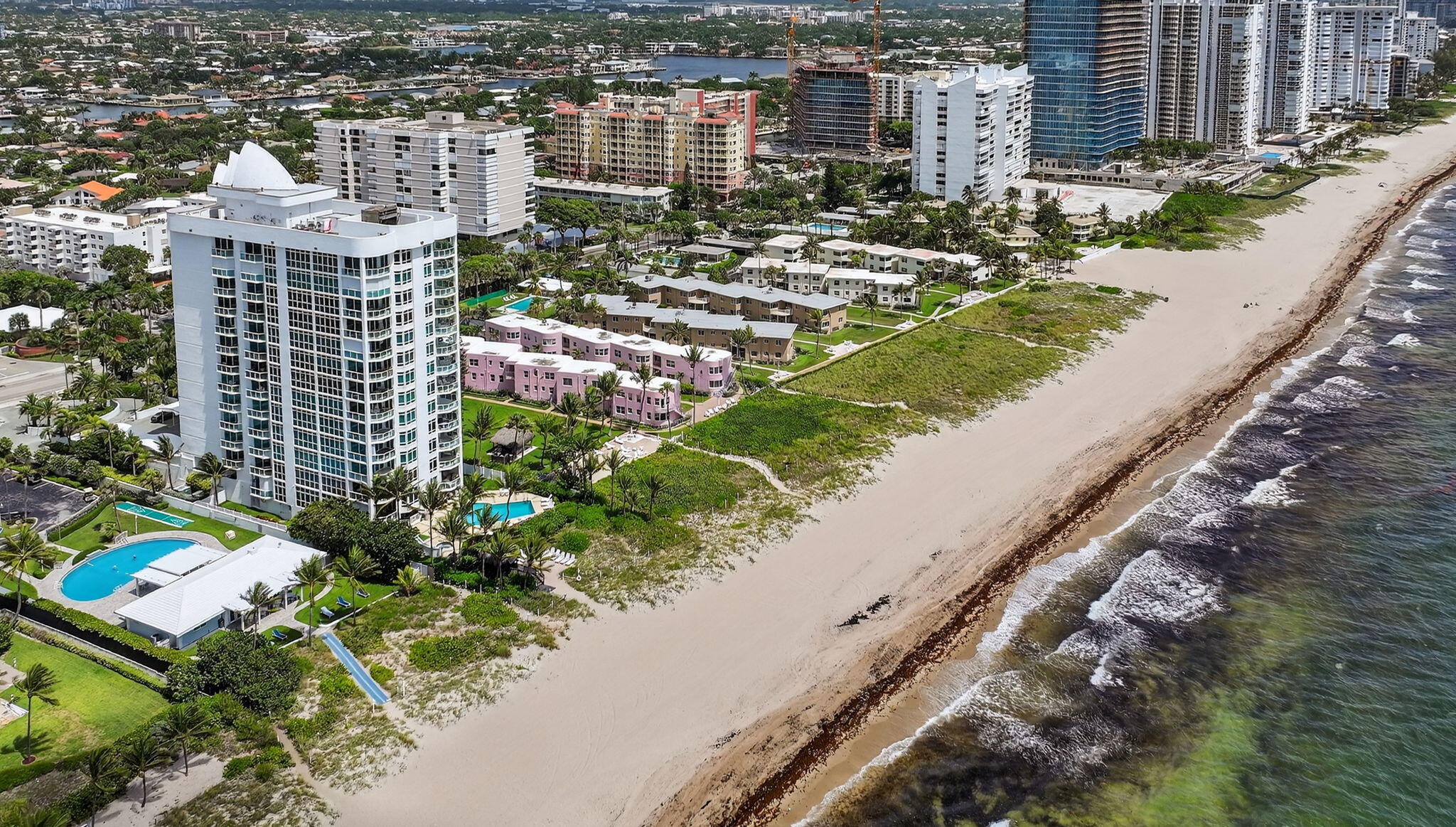CRISTELLE CAY - Residential
