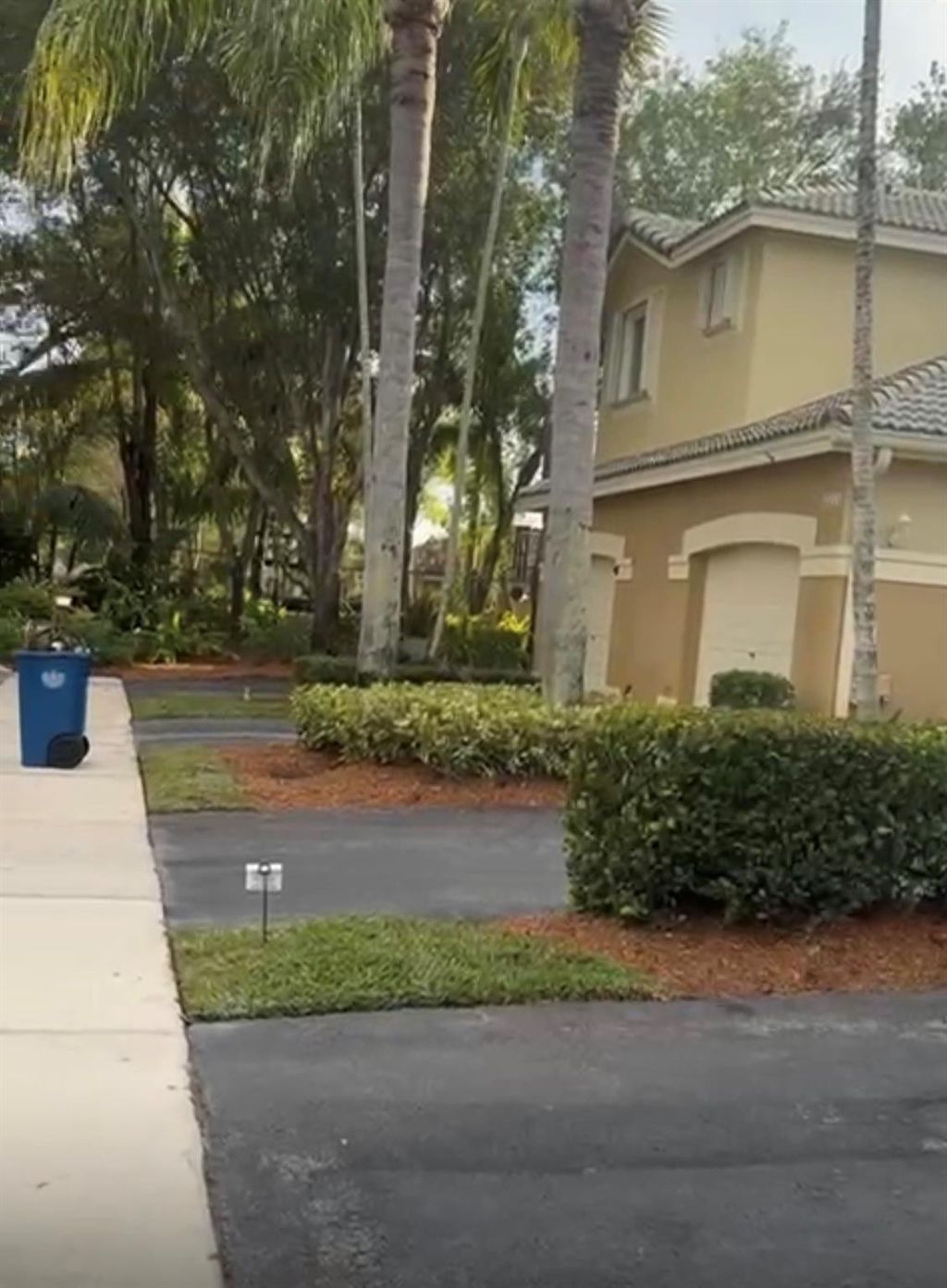 Photo of 2223 Pasadena Way, Weston, FL 33327 (MLS # F10551713)