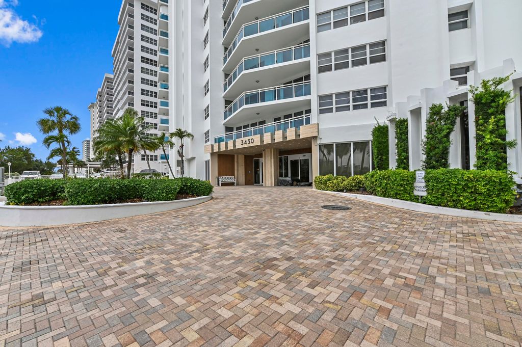 Photo of 3430 Galt Ocean Drive #911, Fort Lauderdale, FL 33308 (MLS # B26026893)