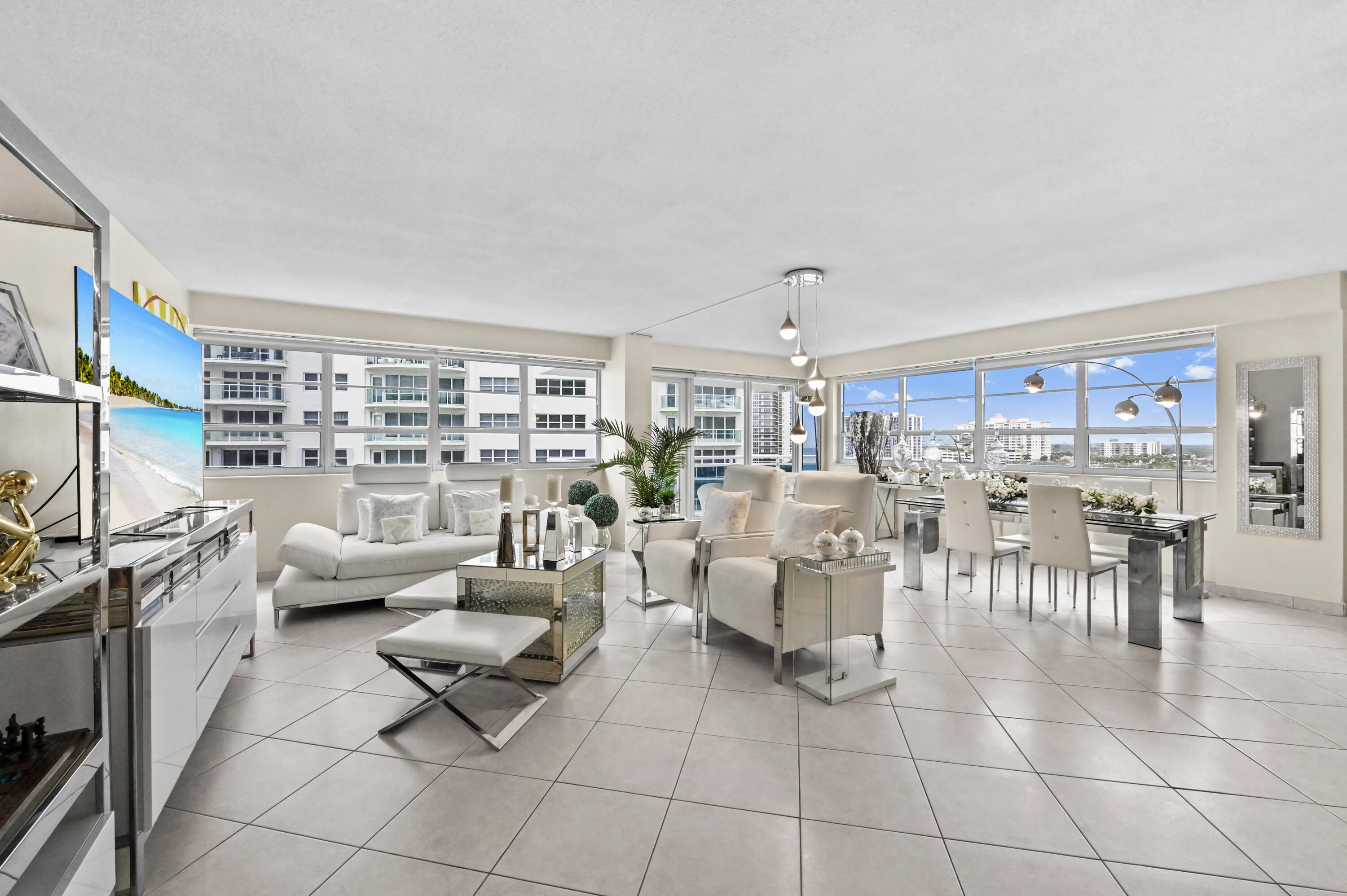 COMMODORE CONDO - Residential