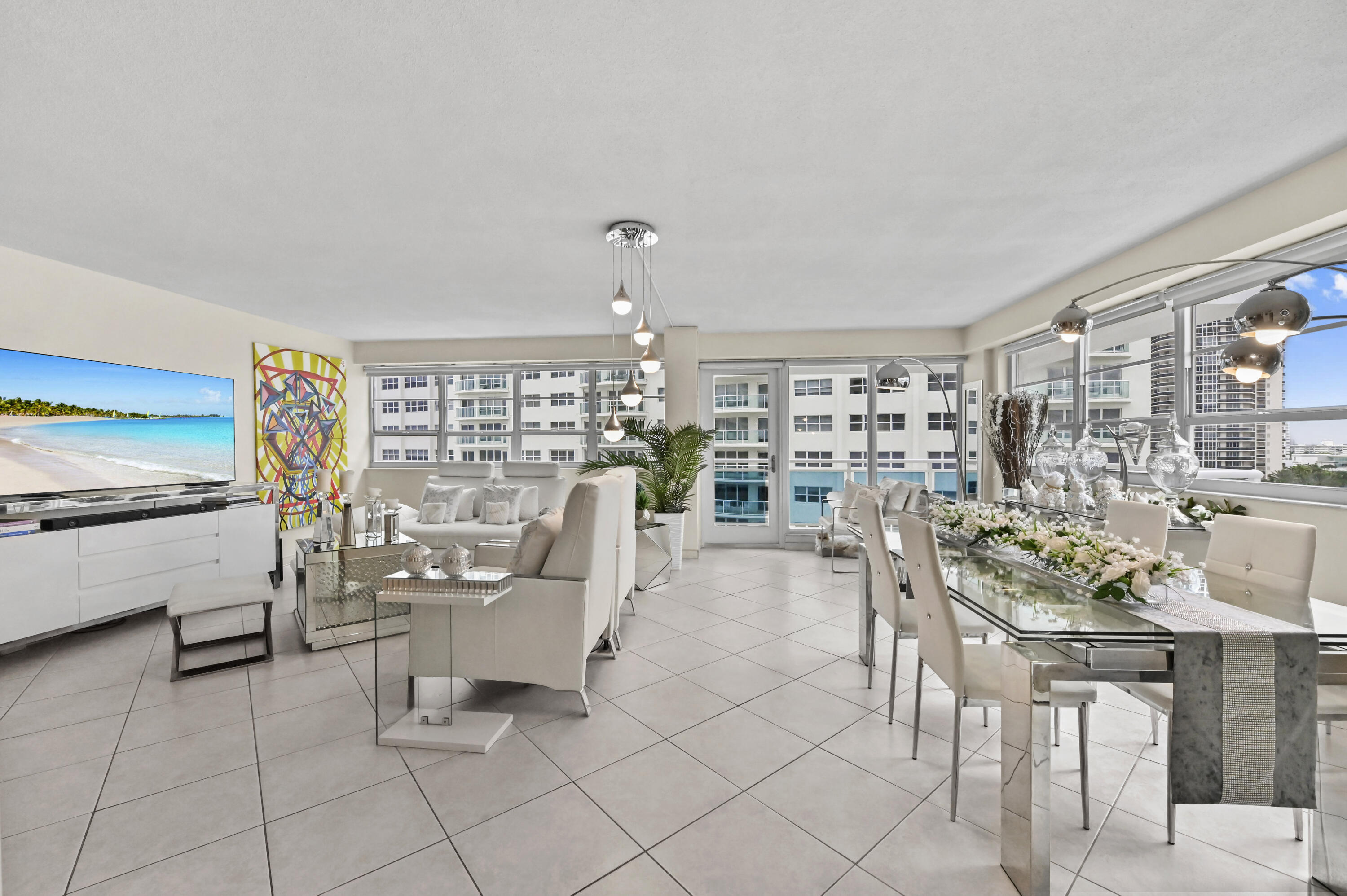 COMMODORE CONDO - Residential
