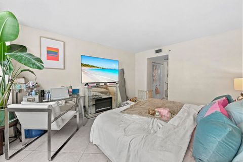 Tiny photo for 3430 Galt Ocean Drive #911, Fort Lauderdale, FL 33308 (MLS # B26026893)