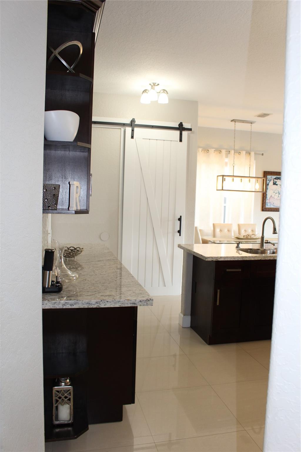 EDEN LAKE ESTATES - Residential