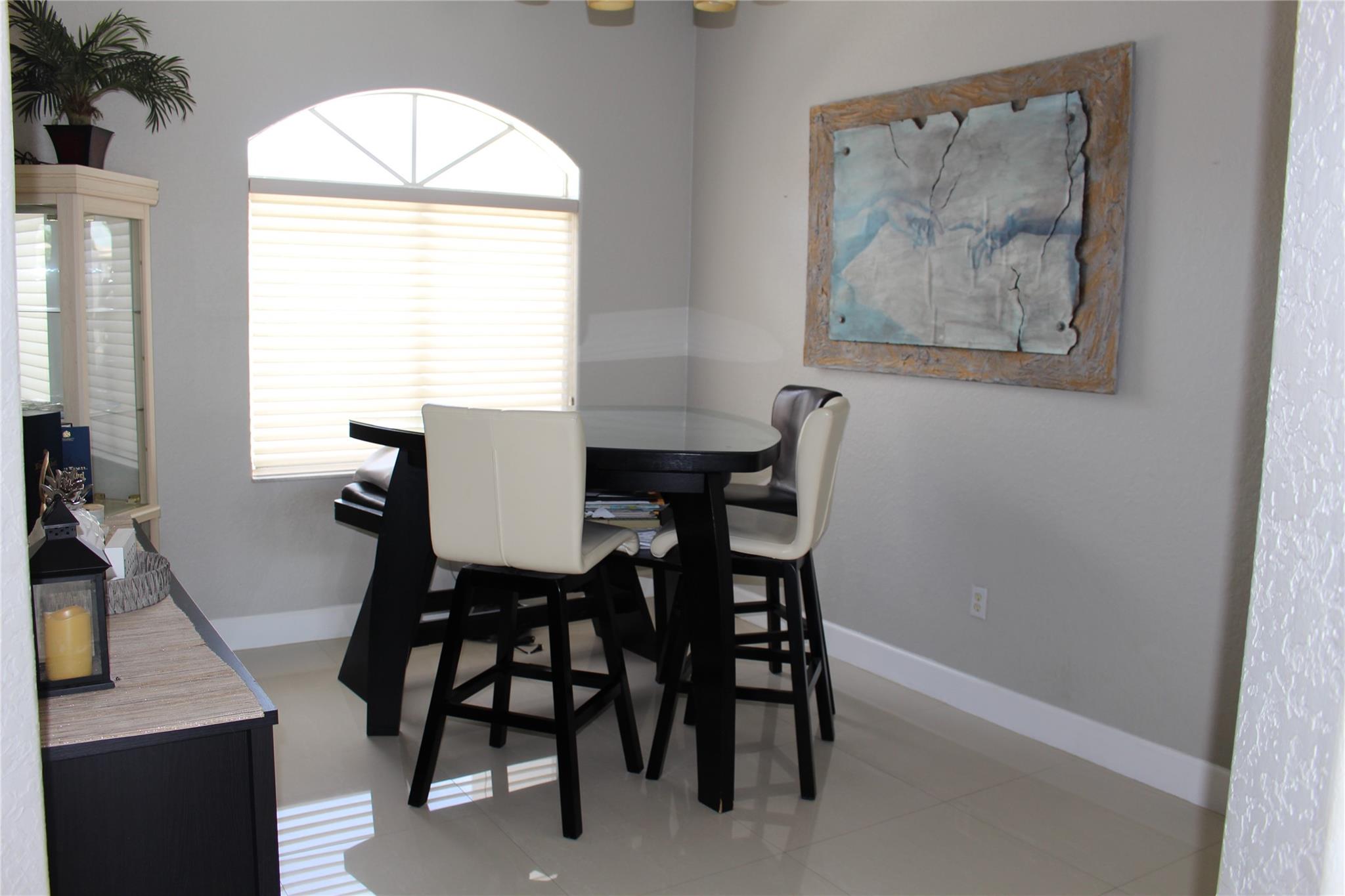 EDEN LAKE ESTATES - Residential