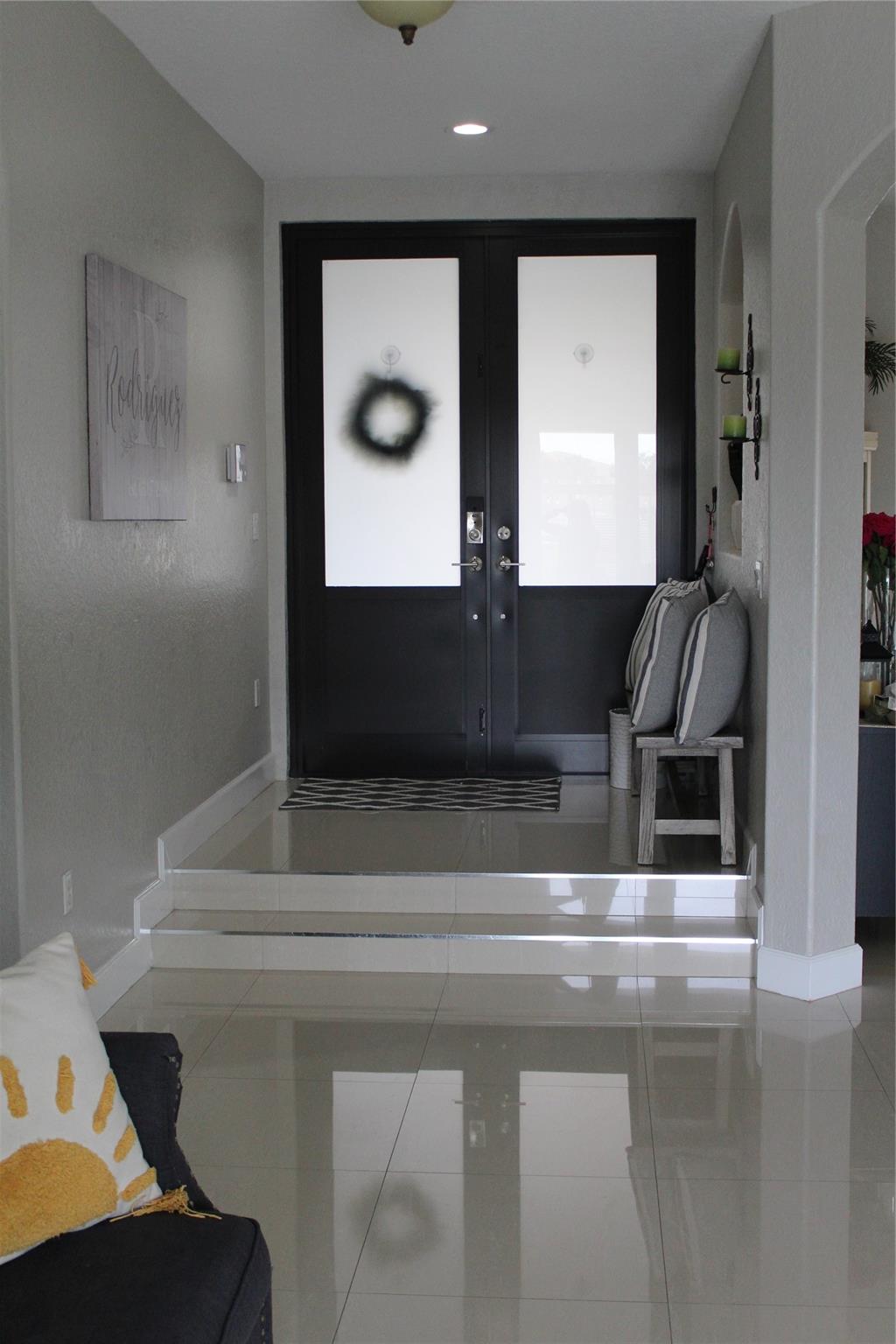 EDEN LAKE ESTATES - Residential