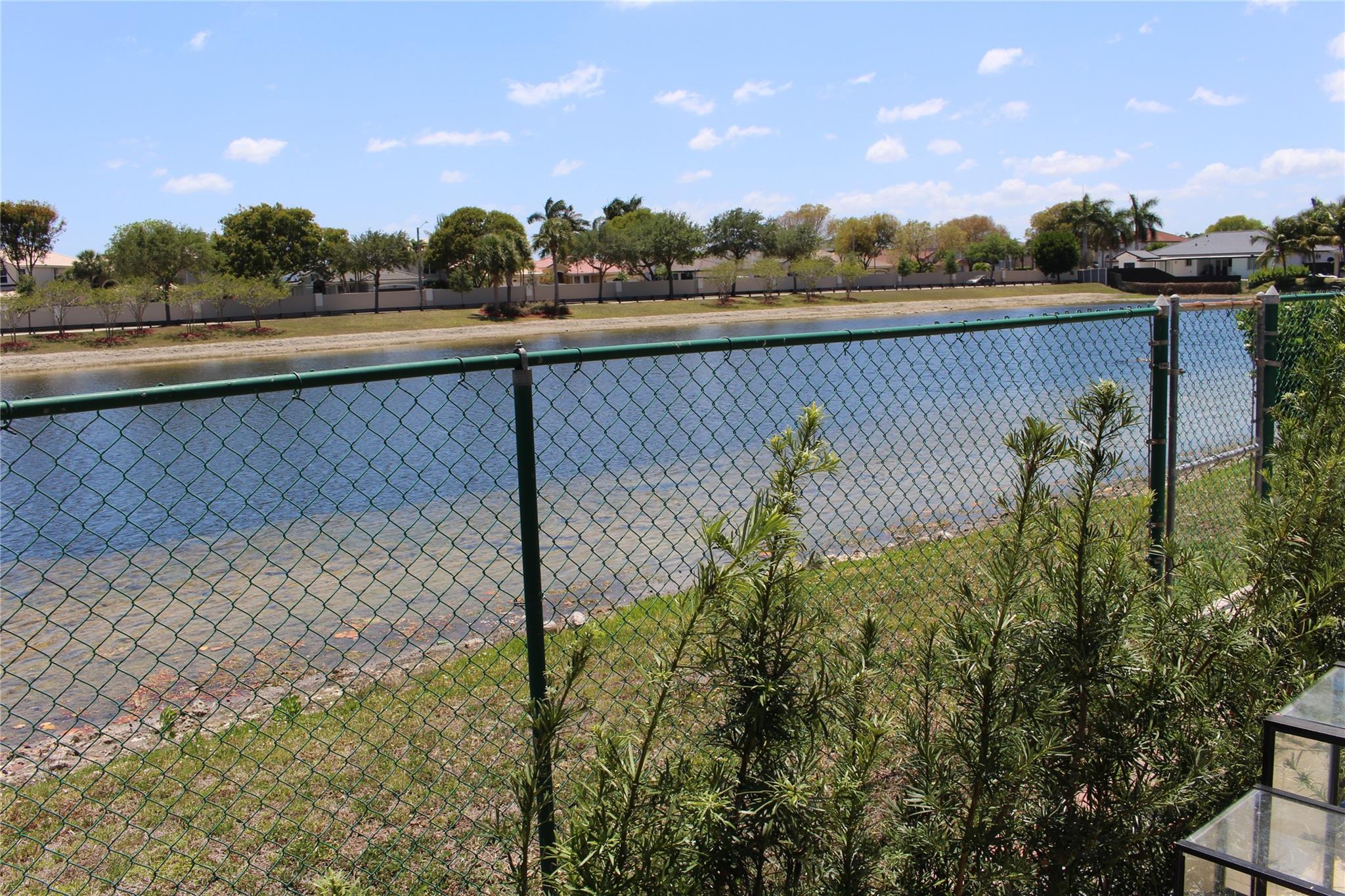 EDEN LAKE ESTATES - Residential