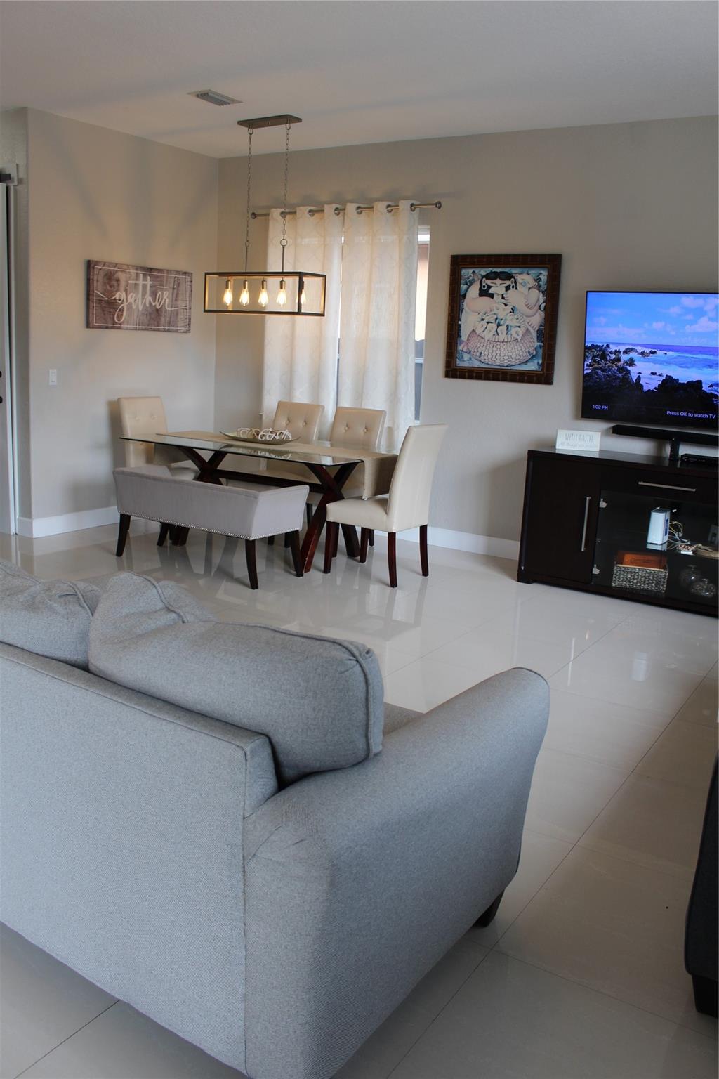 EDEN LAKE ESTATES - Residential