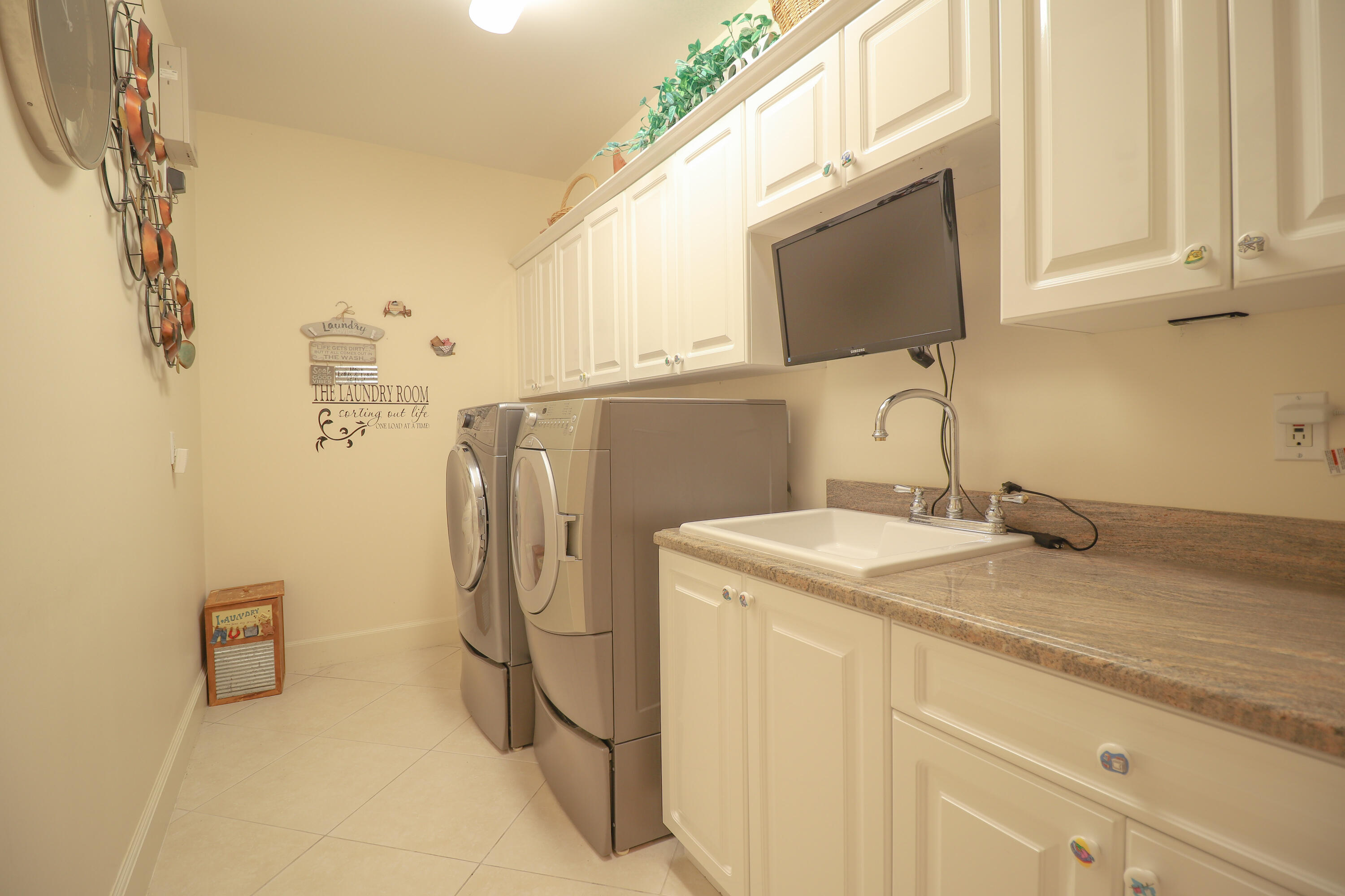 POINT MANALAPAN 8 - Residential