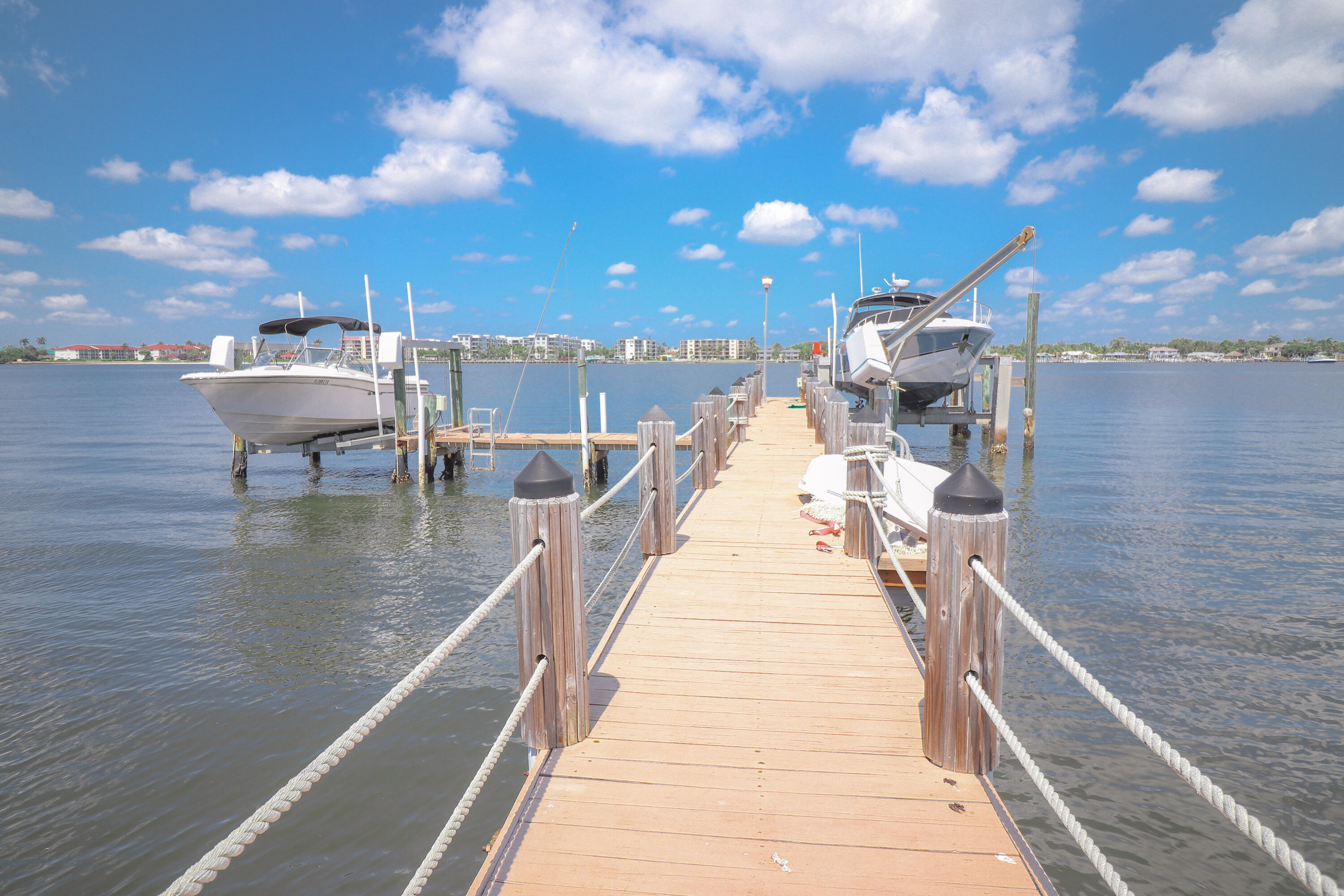 POINT MANALAPAN 8 - Residential