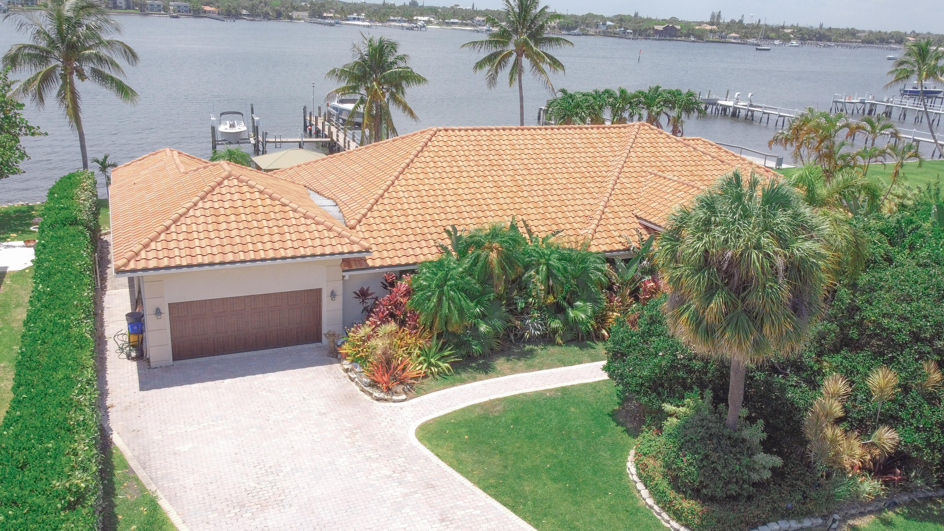 POINT MANALAPAN 8 - Residential