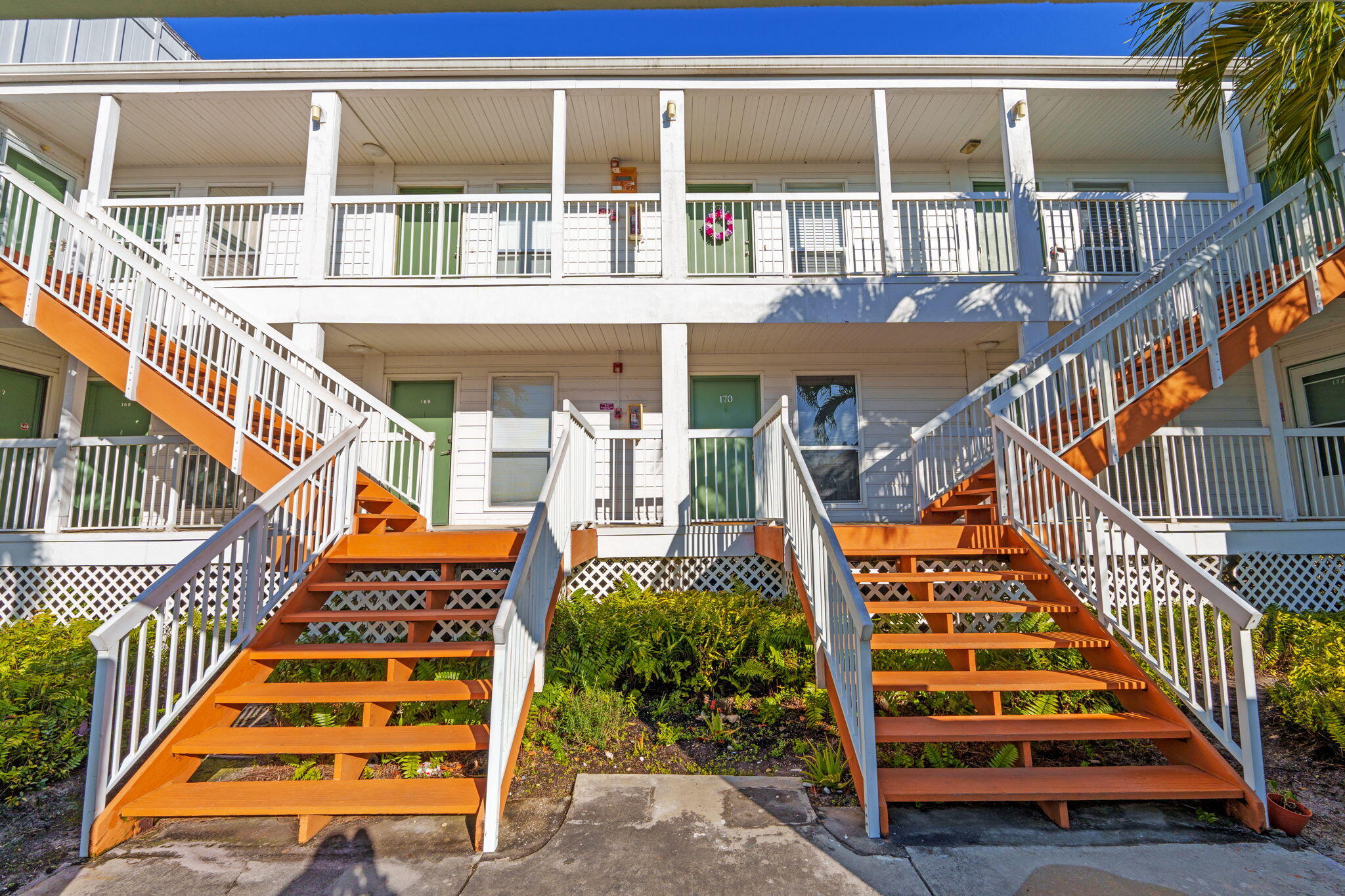 CYPRESS POINT CONDO - Residential Lease