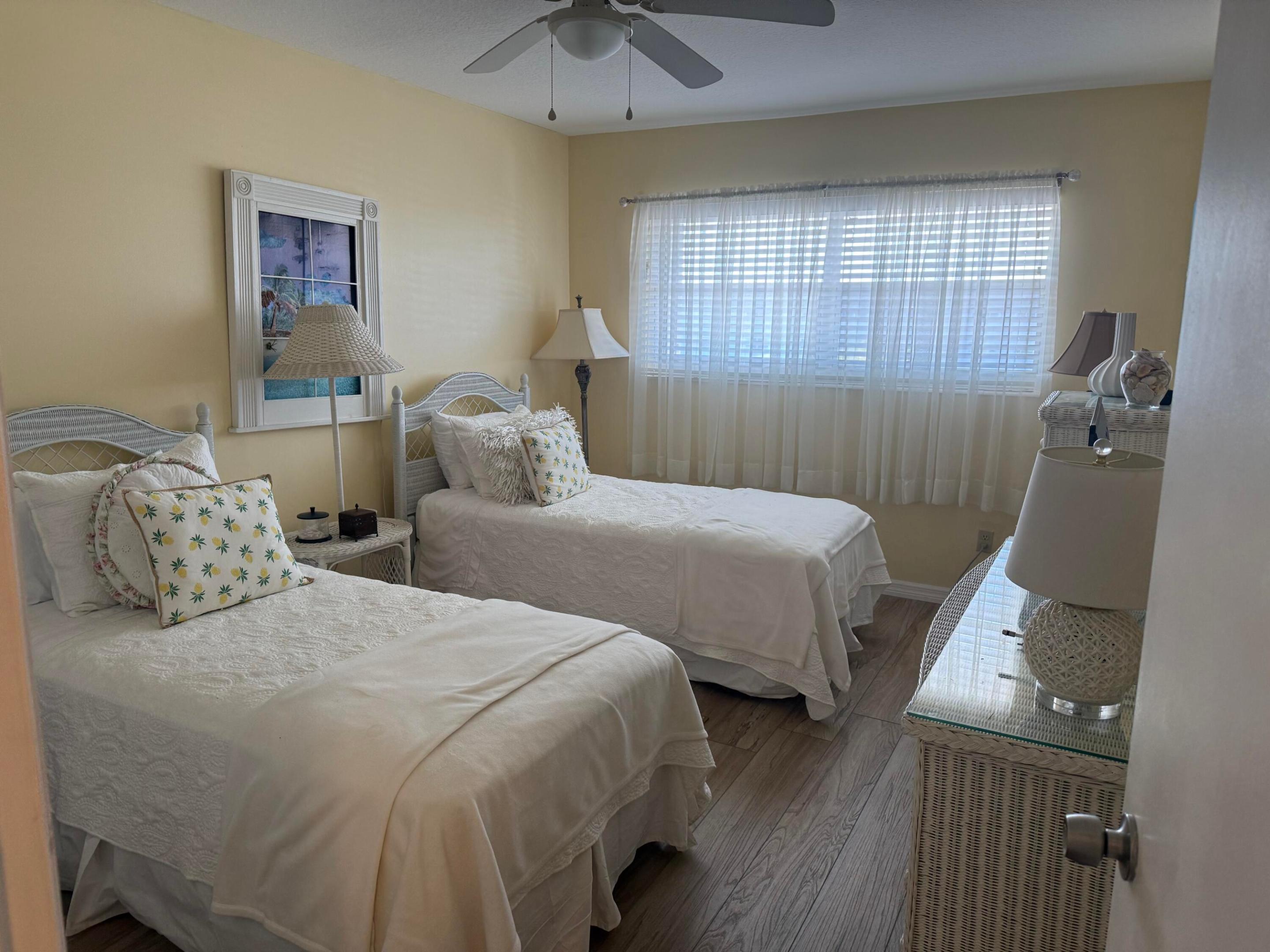 SHORE CLUB APTS. - Residential