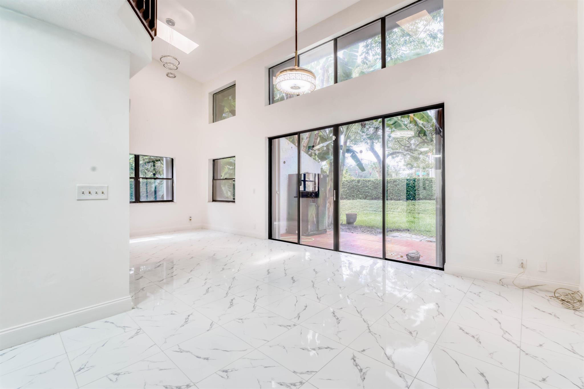 FAIRWAYS AT ROYAL PALM BE - Residential
