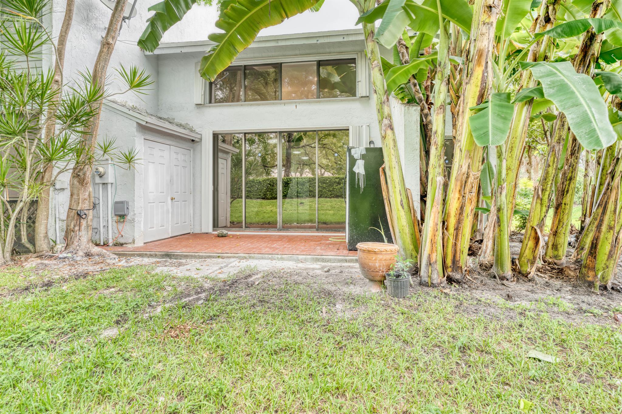 FAIRWAYS AT ROYAL PALM BE - Residential