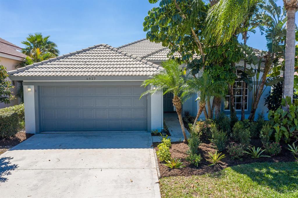 Photo of 4972 SE Mariner Village Lane, Stuart, FL 34997 (MLS # R10695393)