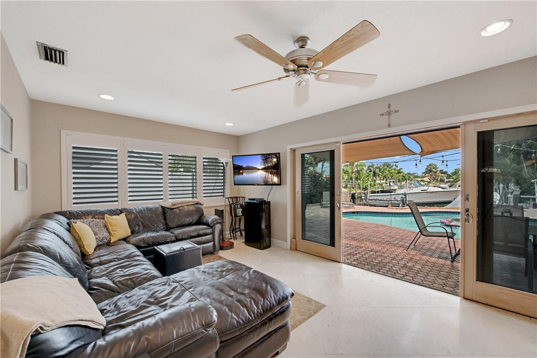 Garden Isles Sec One 46-3 - Residential