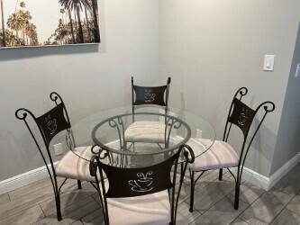 TROPIC PALMS 1 - Residential Lease