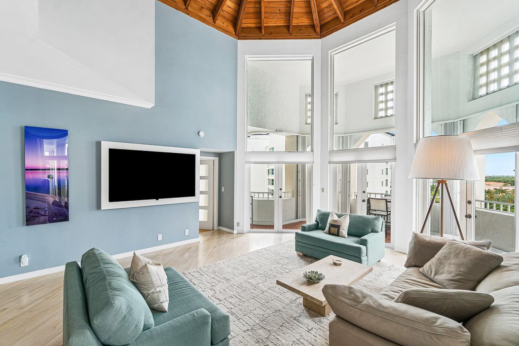 Photo of 300 SE 5th Avenue #Ph 8120, Boca Raton, FL 33432 (MLS # B26016644)