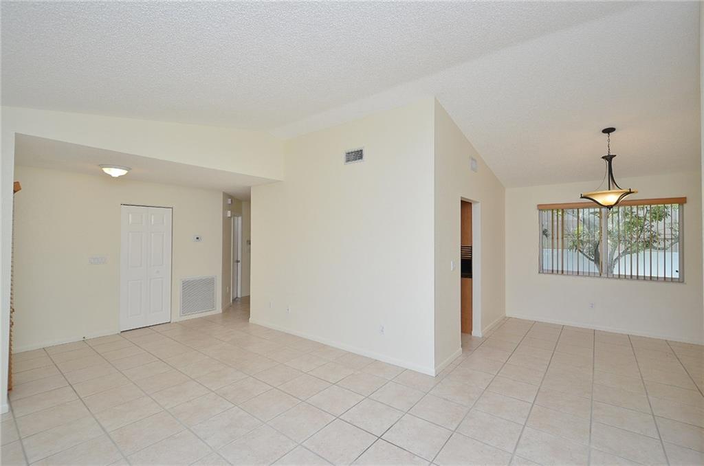 The Crossbow 131-11 B - Residential