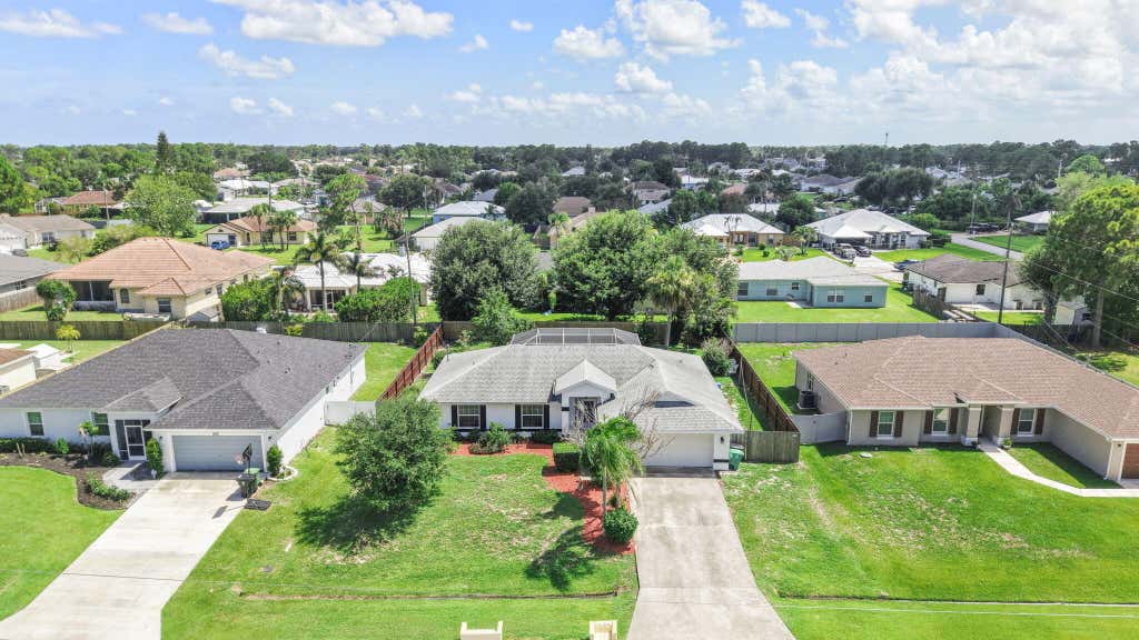 Photo of 1632 SW ALVATON Avenue, Port Saint Lucie, FL 34953 (MLS # B26062982)