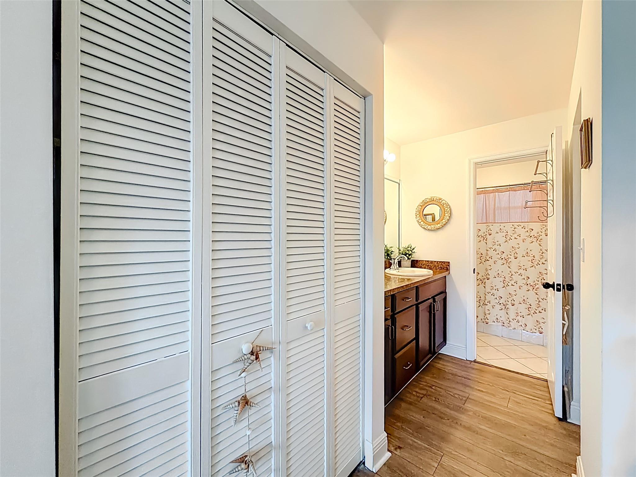 ROYAL PARK GARDENS - Residential