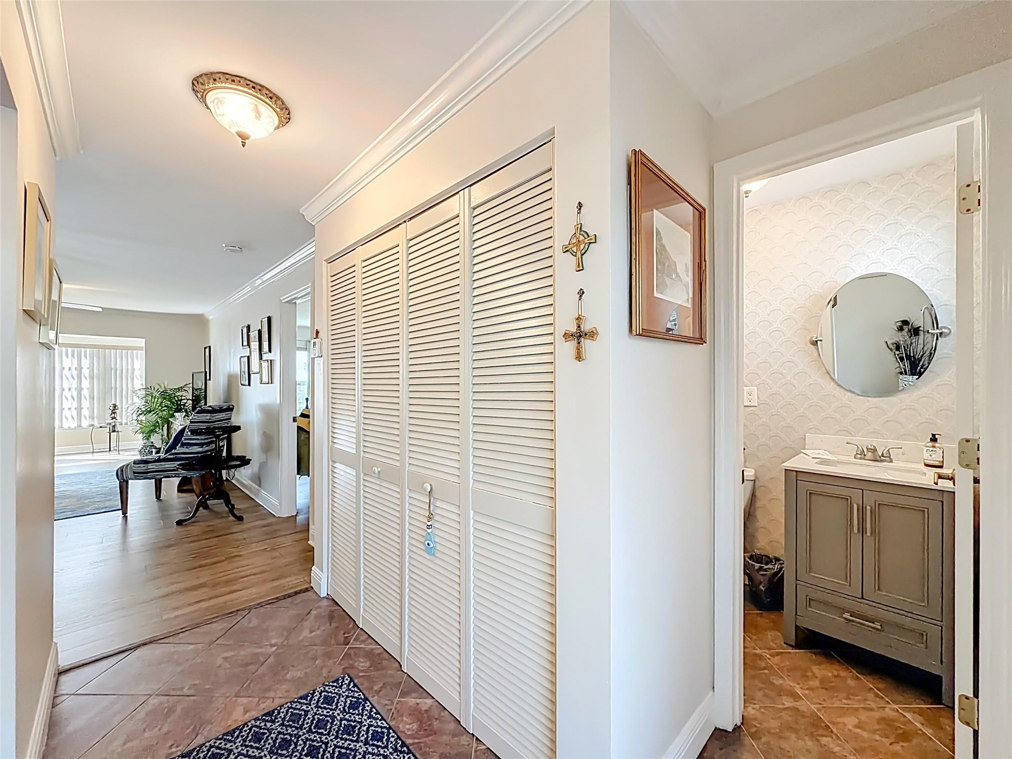 ROYAL PARK GARDENS - Residential