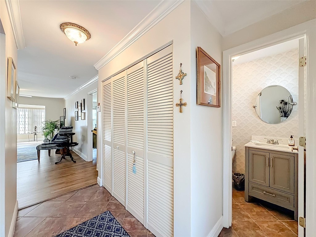 ROYAL PARK GARDENS - Residential