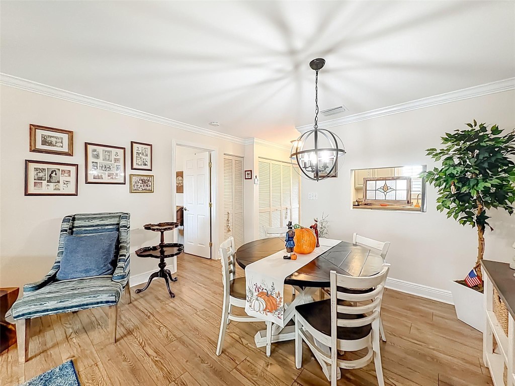 ROYAL PARK GARDENS - Residential