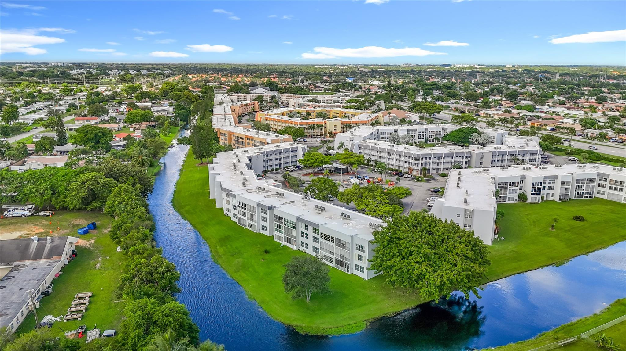 ROYAL PARK GARDENS - Residential
