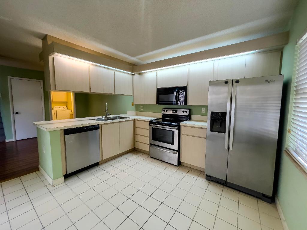 STAMFORD AT ROYAL PALM BEACH - Residential Lease