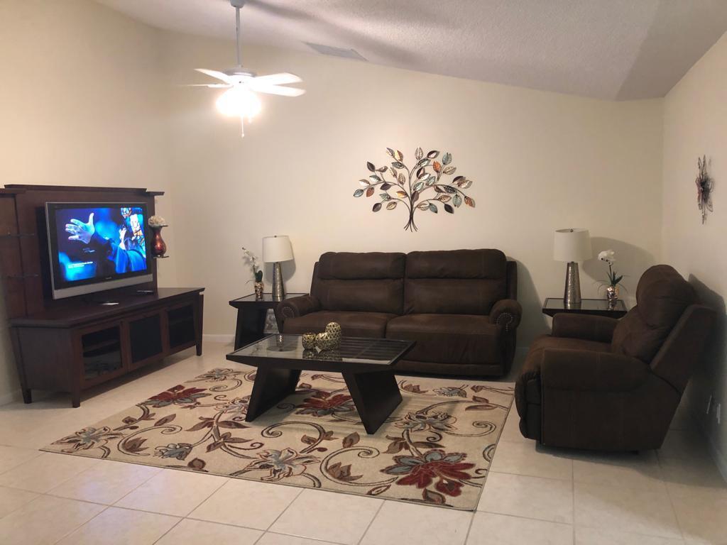 GREENVIEW SHORES 2 OF WELLINGTON - Residential Lease