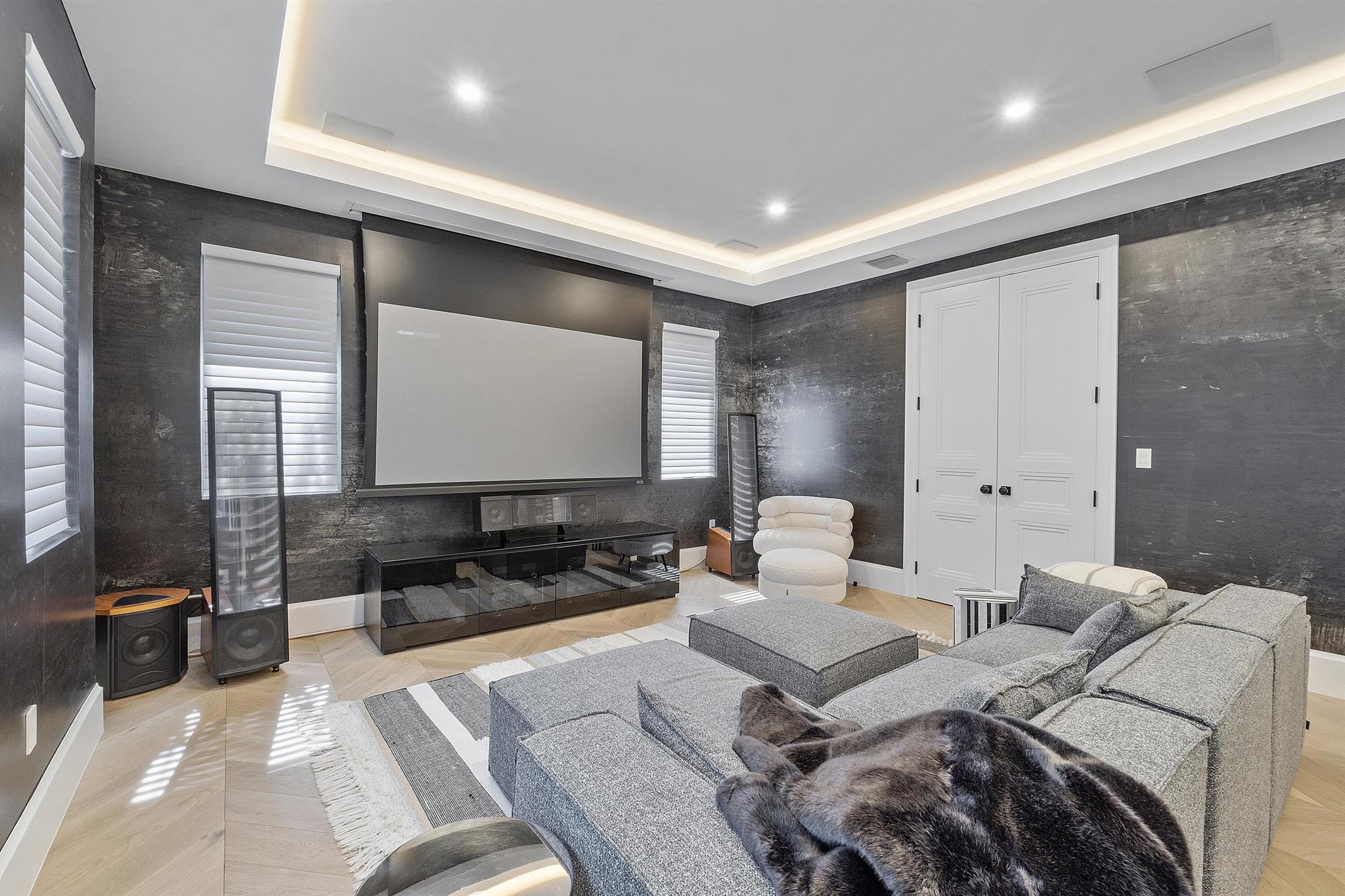 OCEAN HEIGHTS - Residential