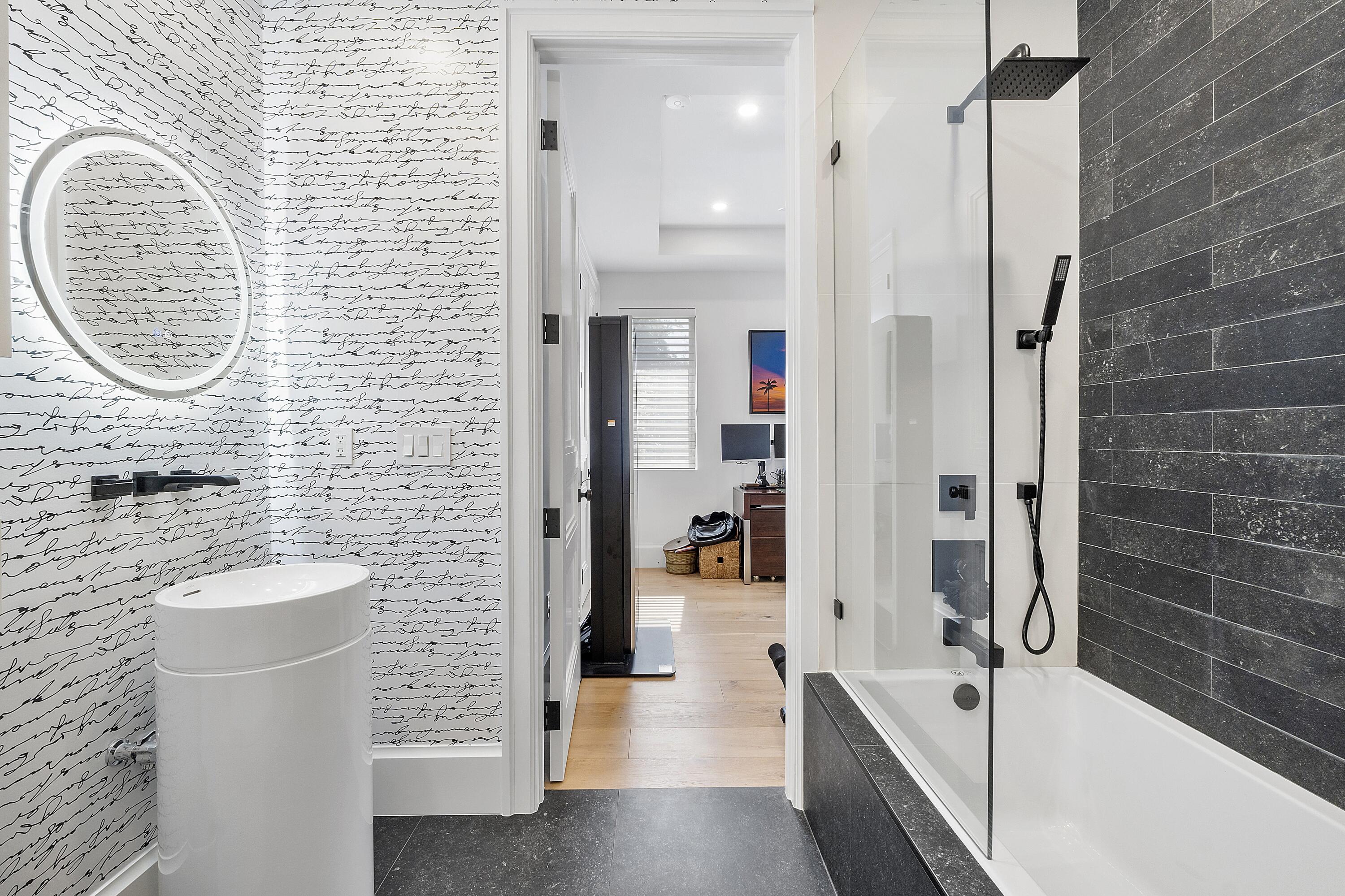 OCEAN HEIGHTS - Residential