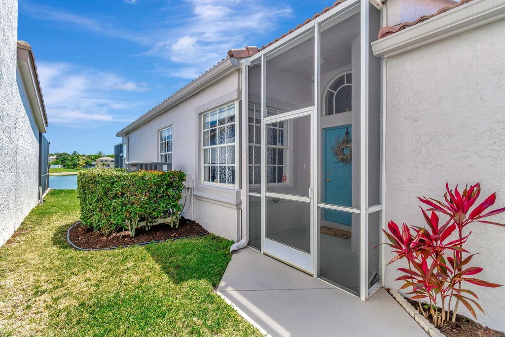 Photo of 7865 Rockport Circle, Lake Worth, FL 33467 (MLS # R10985384)