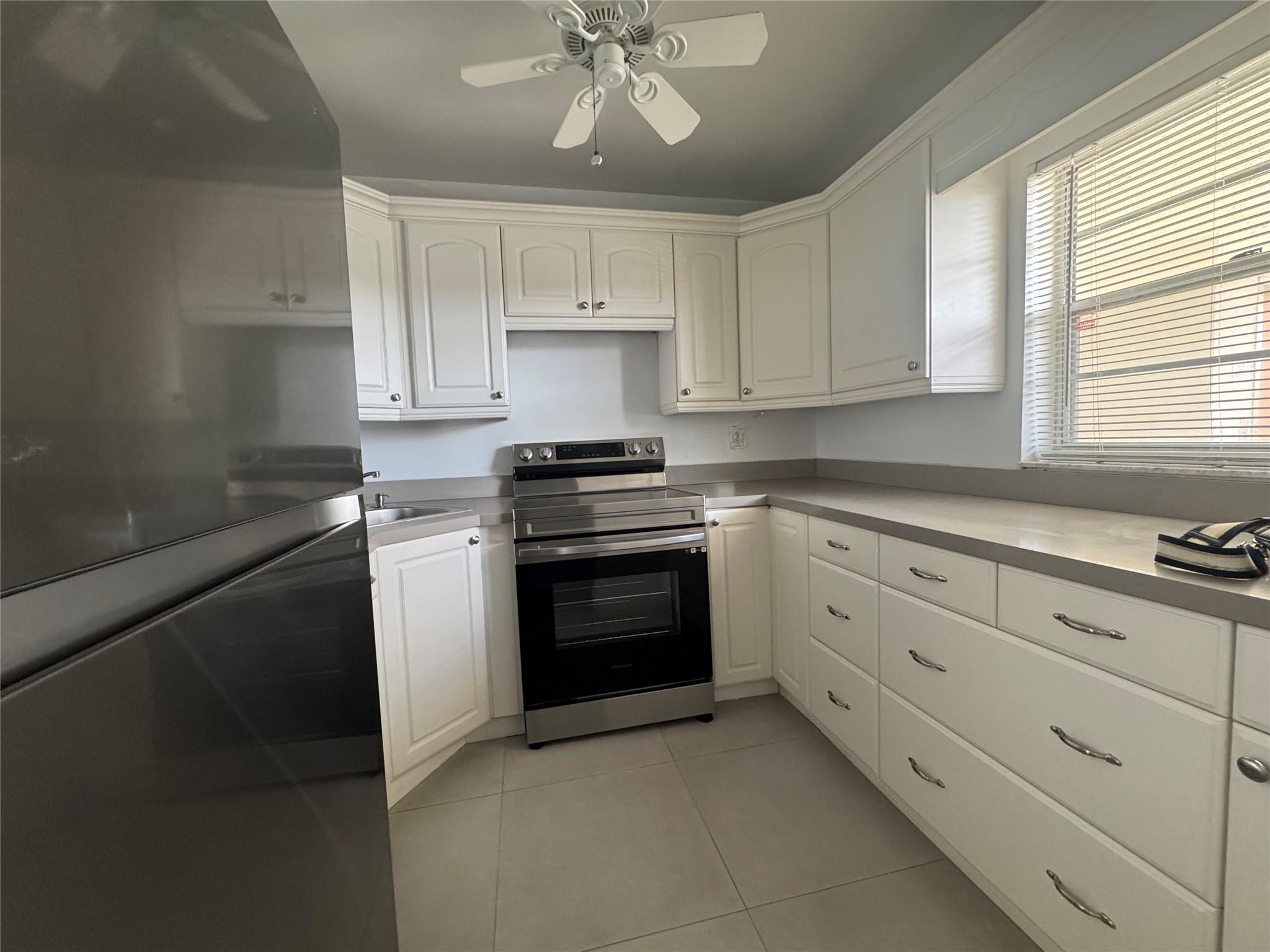 Poinciana #10 Pine Island - Residential Lease