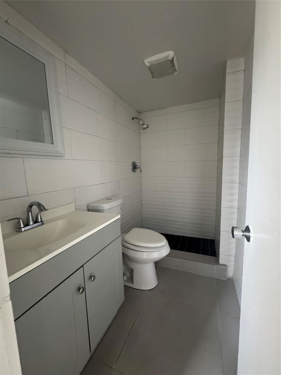 Poinciana #10 Pine Island - Residential Lease