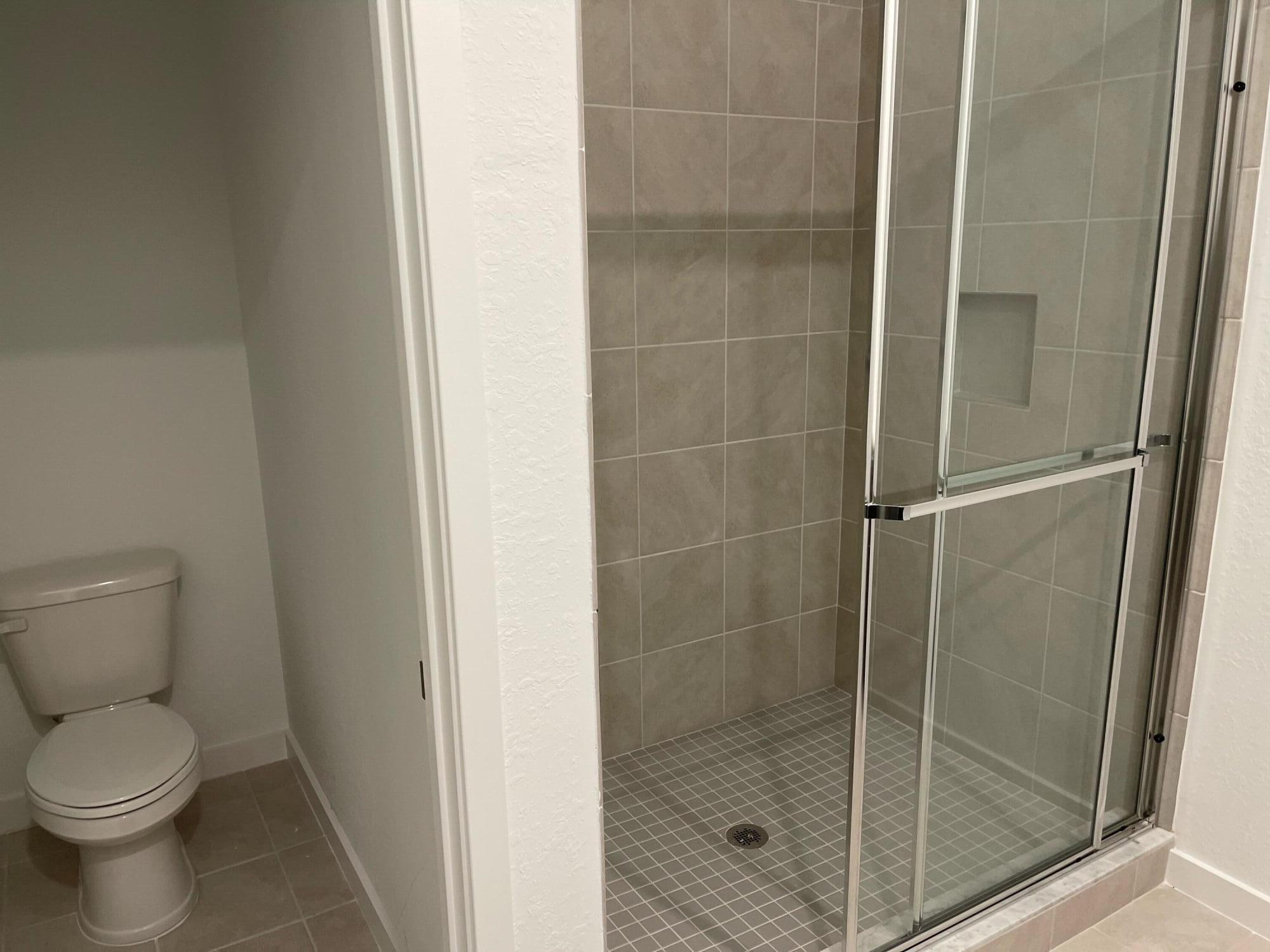 TOWN COMMONS PUD REPLAT - Residential Lease