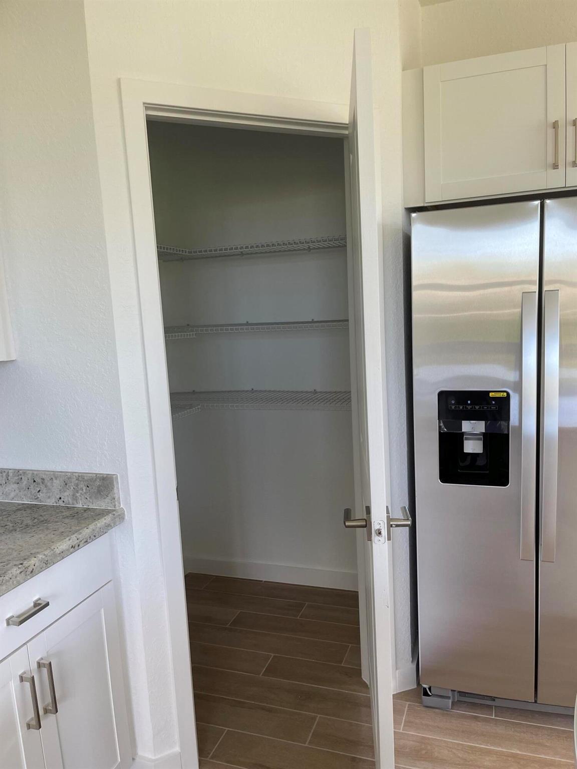 TOWN COMMONS PUD REPLAT - Residential Lease