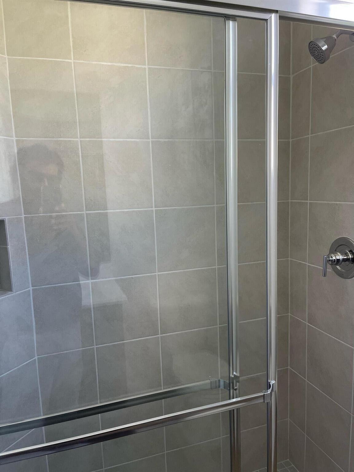 TOWN COMMONS PUD REPLAT - Residential Lease