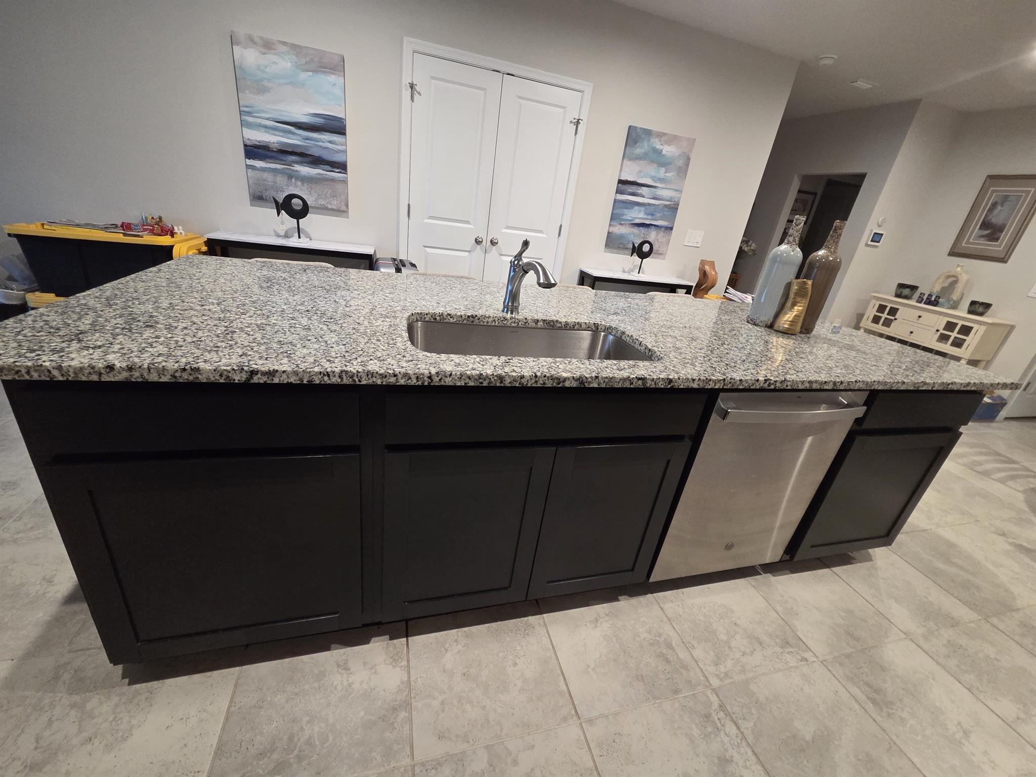 AVALON CROSSING - Residential