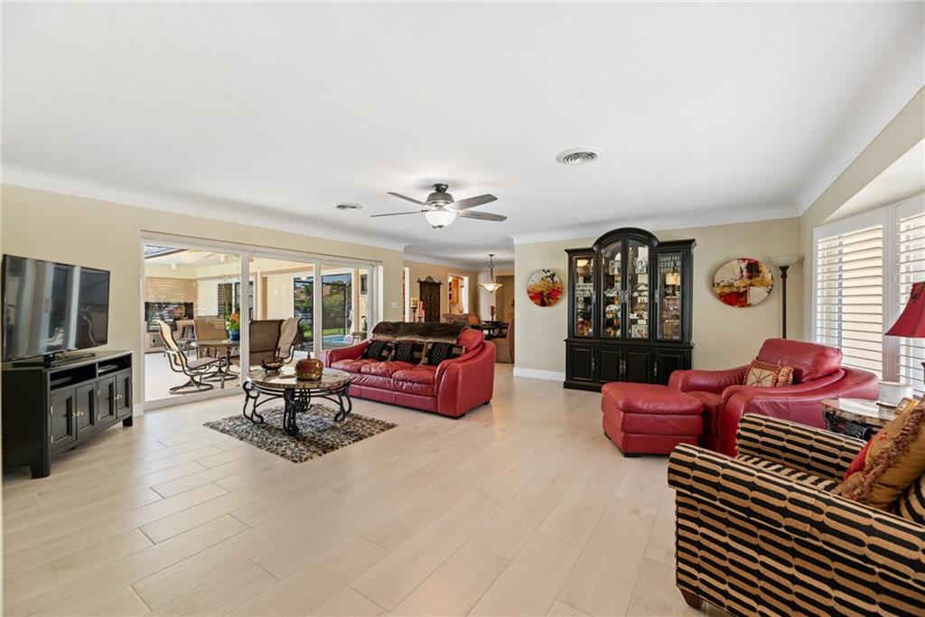 Lake Estates Add 42-26 B - Residential