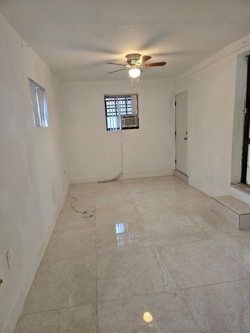 BISCAYNE GARDENS SEC F PART 2 - Residential Lease