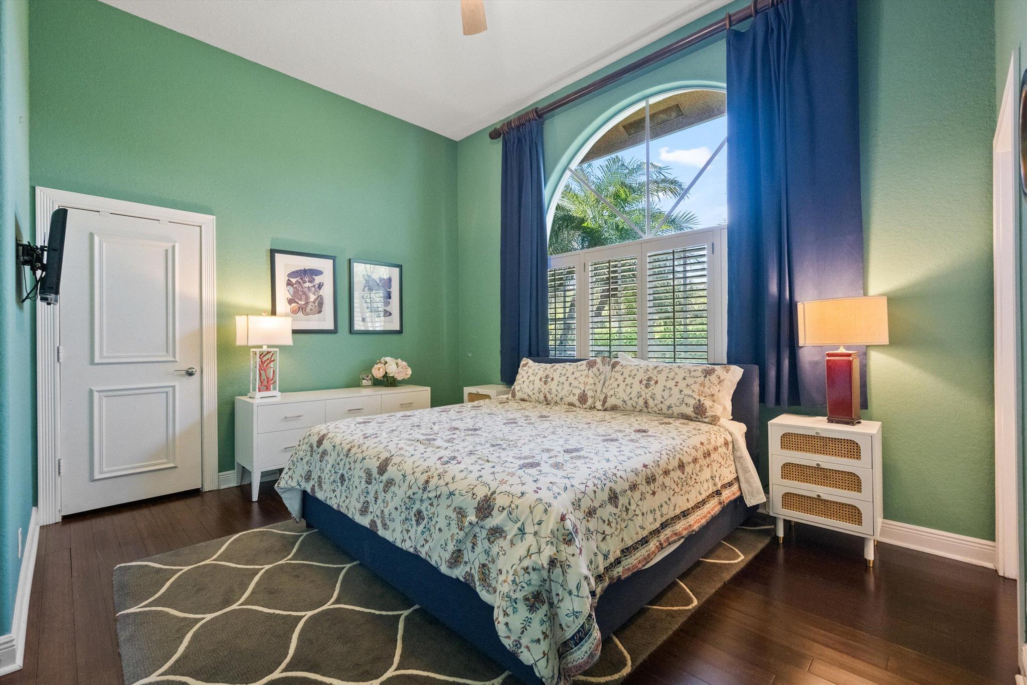 SADDLE TRAIL PARK OF WELL - Residential