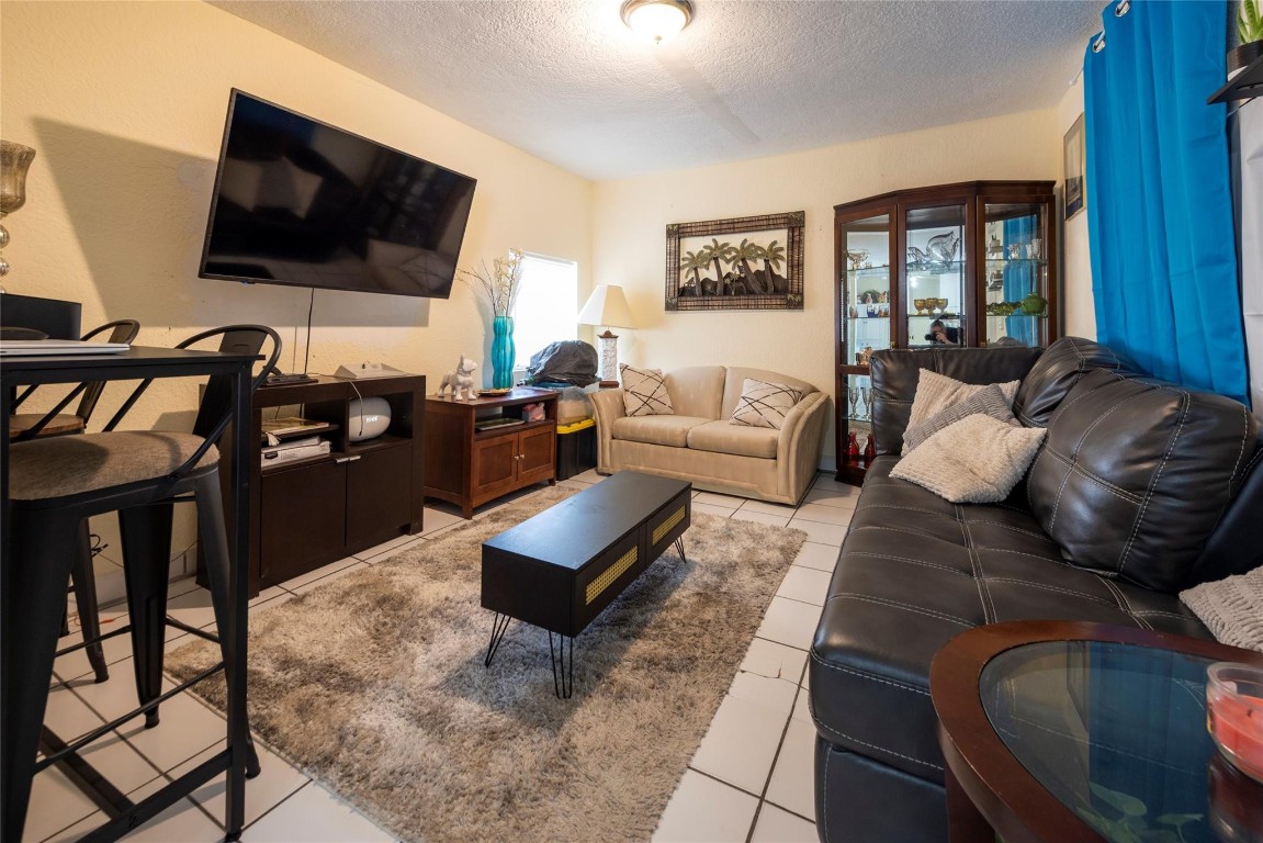 Ft Lauderdale B-40 D - Residential Income