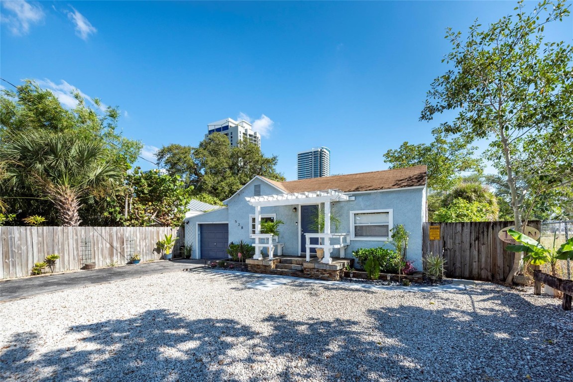 Ft Lauderdale B-40 D - Residential Income