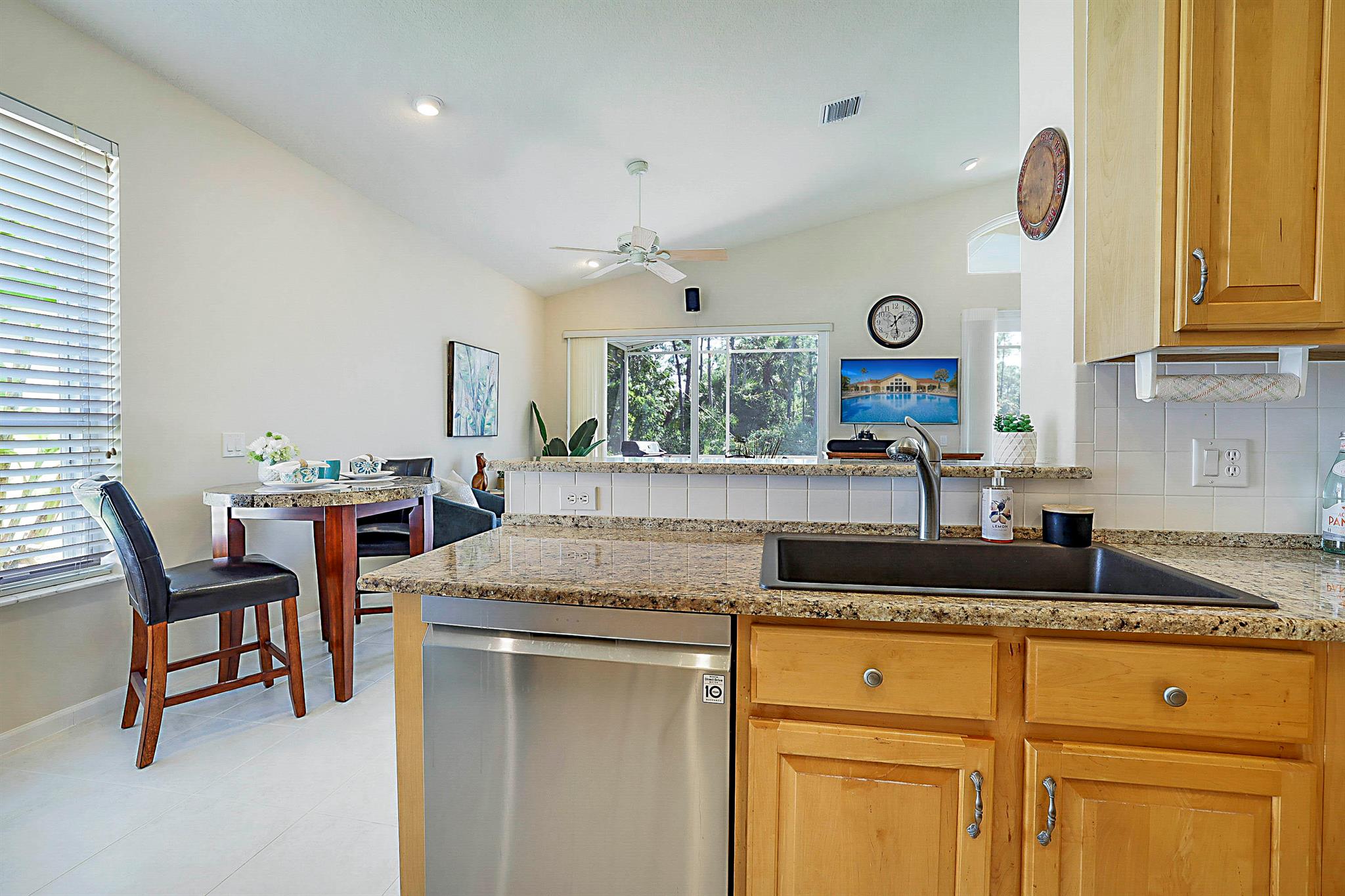 SUMMERFIELD - Residential